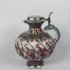 anton-schreiner_395-schankkrug-gruen-rot_3l_4-k