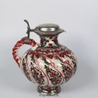 anton-schreiner_395-schankkrug-rot-gruen_3l_1-k