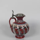 anton-schreiner_397-schankkrug-rot-gruen_0.8l_1-k