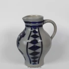merkelbach-goebel-481_schankkrug_blaumalerei-geritzt_1.5l_4-k