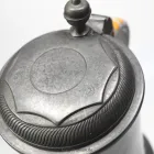 unbekannt_fayence-humpen-cellist_1.1l_dl_08b-k