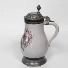 unbekannt_fayence-pfingstrose-schmetterling_0.5l_dl_5-k
