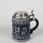 marzi-remy_humpen-modern-bauerntanz_a_0.5l_dl_3-k