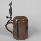 hk_humpen-westerwald-motive-blumen-biene-braun_0.5l_dl_1a-k