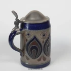 paul-kruft_humpen-westerwald-motive-zwiebel-braun-blau_0.5l_dl_1-k