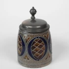 unbekannt_humpen-westerwald-motive-zapfen-braun-blau_0.5l_dl_2-k