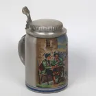 marzi-remy-15022_halbe-heimatstil-wirtsgartenszene_0.5l_dl_01-k