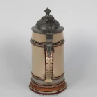 merkelbach-wick-1707_humpen-historismus_wirtshaus-flirt_0.5l_7-k