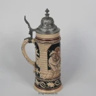 reinhold-hanke-1919_humpen-historismus-wirtshausszene_0.5l_dl_2-k