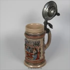 reinhold-merkelbach-1195_humpen-historismus-biergartenszene_0.5l_dl_5a-k